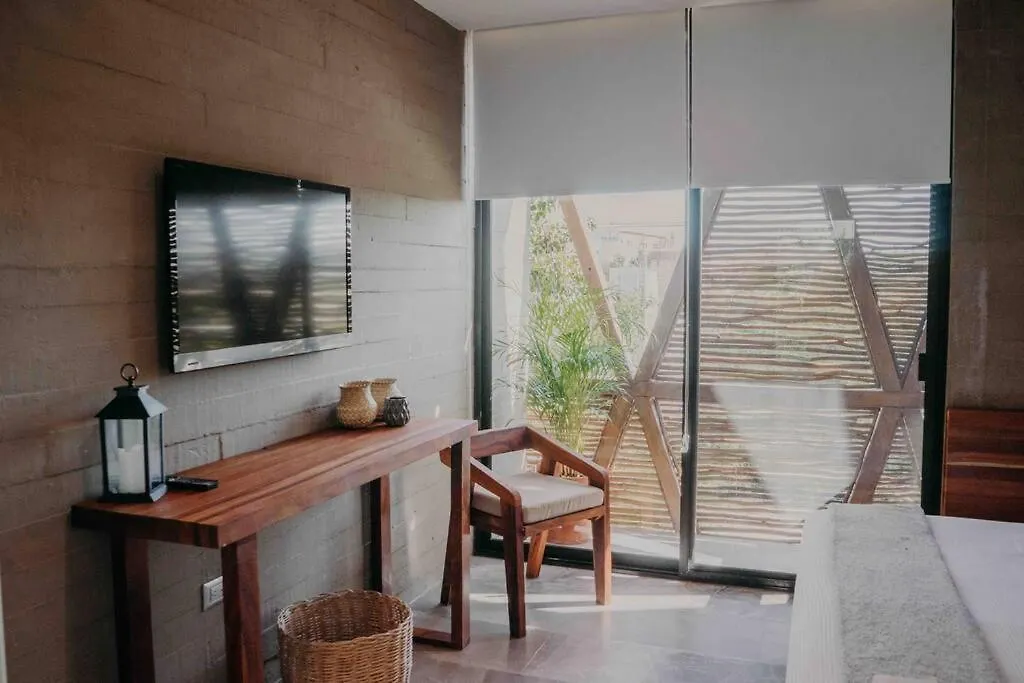 Lujoso Penthouse Remodelado De Tres Pisos En Madara Tulum Apartment