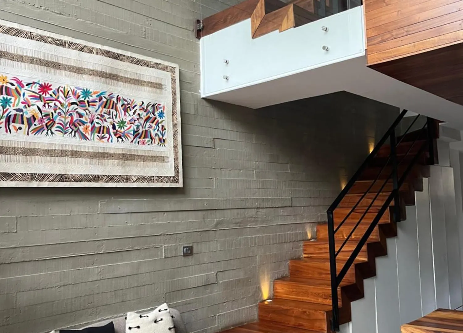 Lujoso Penthouse Remodelado De Tres Pisos En Madara Tulum Apartment