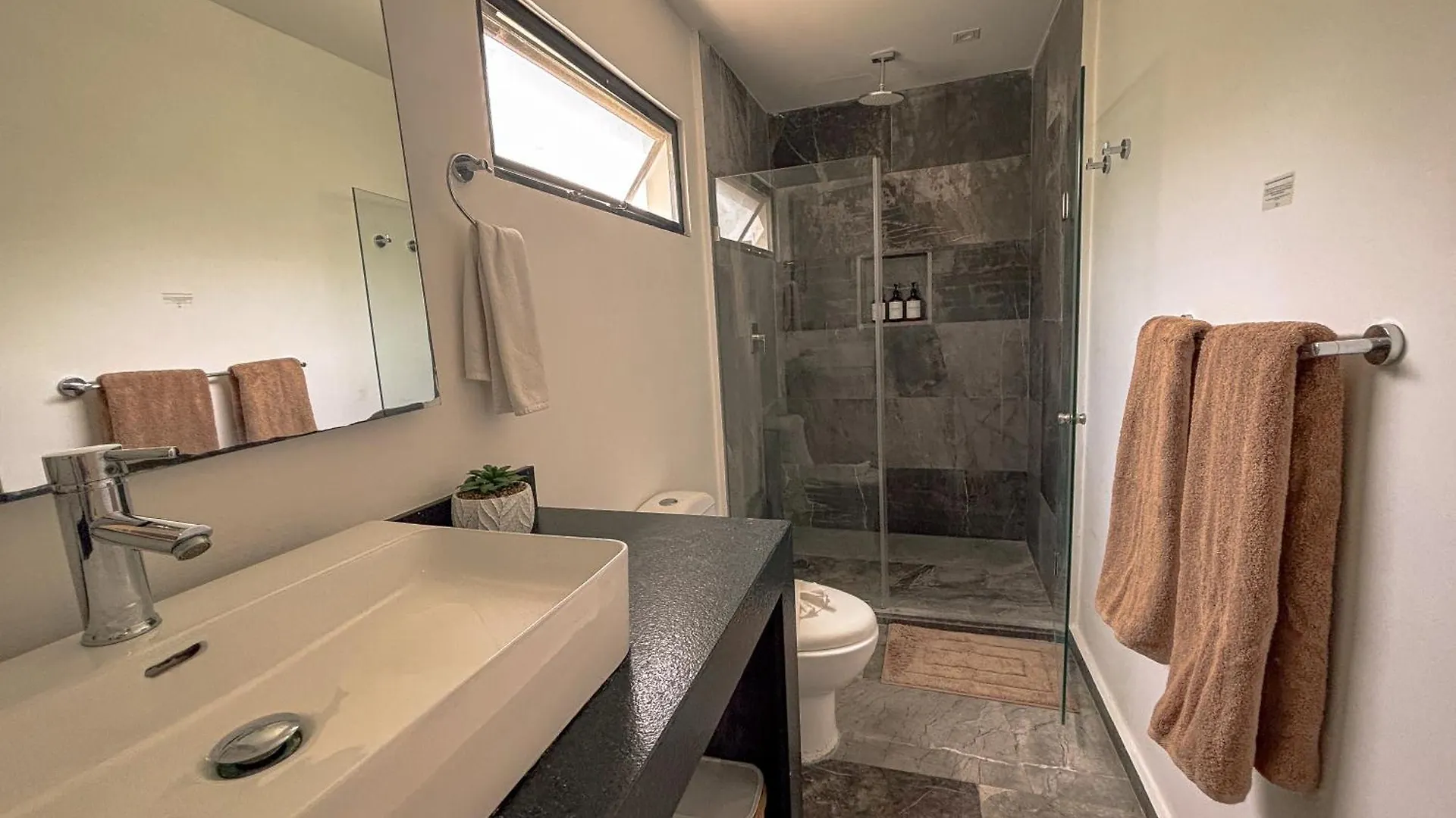 Apartmán Lujoso Penthouse Remodelado De Tres Pisos En Madara Tulum